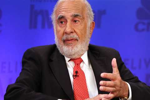 Billionaire investor Carl Icahn says the US has far too many terrible CEOs — and blames them..