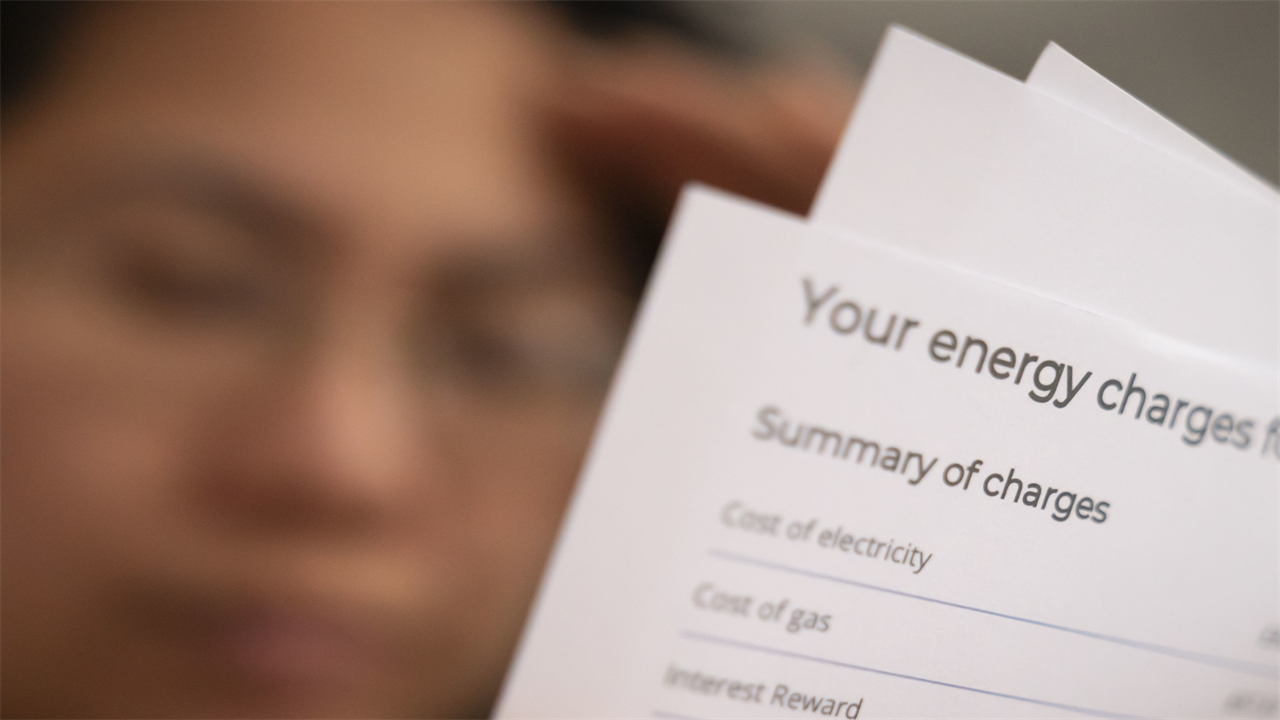 You could be paid to switch off appliances at busy times in plan to avoid winter blackouts – here’s how
