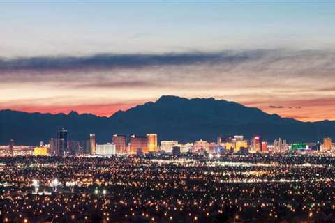 Buying a Home in Las Vegas? Here's What to Expect from a Realtor